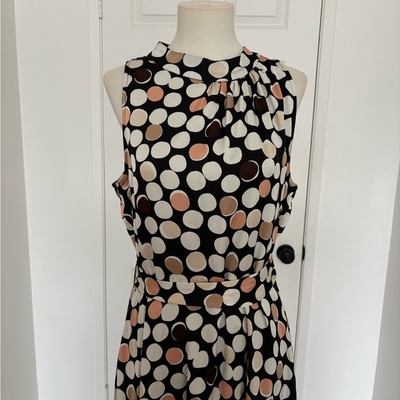 EUC Anne Klein Polka Dot Maxi Dress with Bow Accent Size 4 - Picture 2 of 10